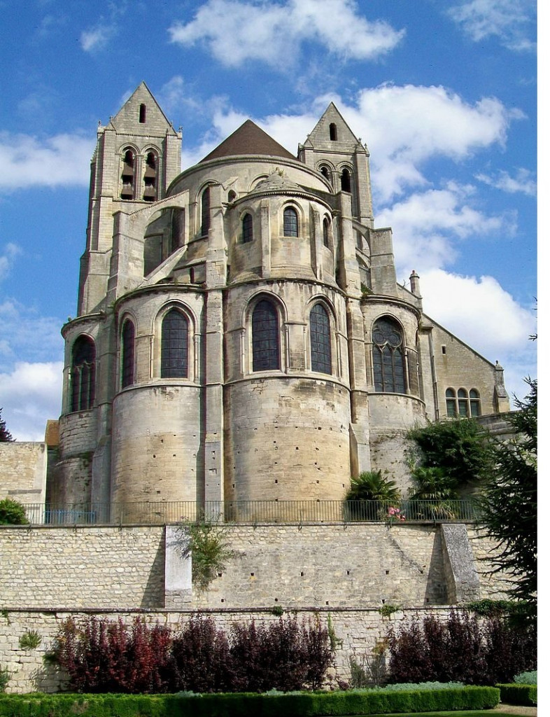 St Leu abbatiale.jpg