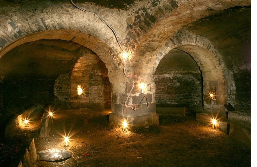 Clermont Fd caves.jpg