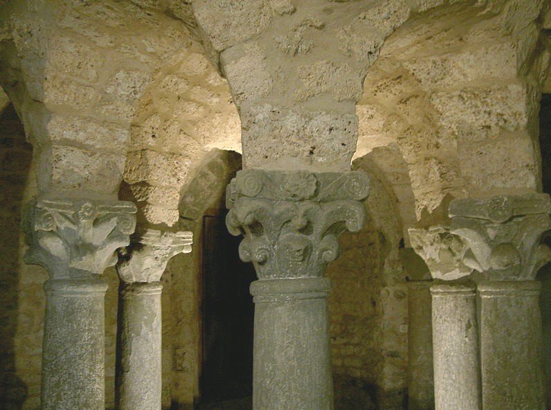 Chambéry crypte.pg.jpg