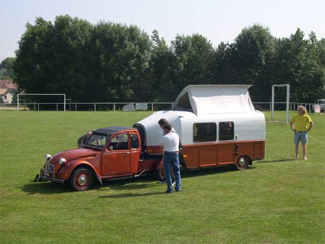 2cv caravane2.jpg