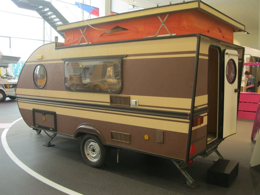 Camp liner1980-2.jpg