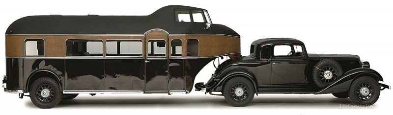 Graham-Paige Blue Streak Coupe 1932 et une originale Curtis Aerocar Land Yacht caravan trailer2.jpg