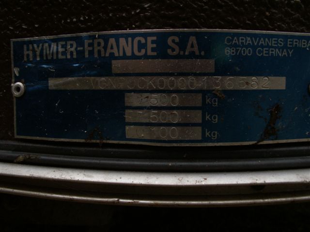 Et voici la photo de la plaque de mon Eriba