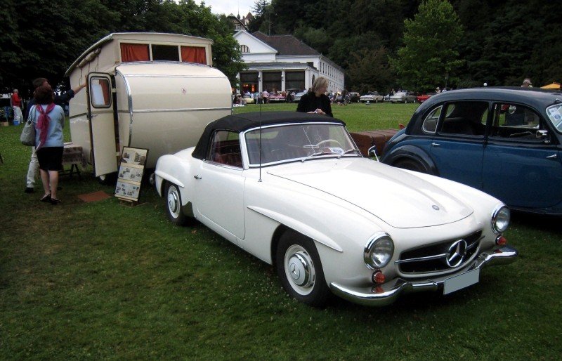 Mercedes 190sl Delhleffs tourist 01.jpg