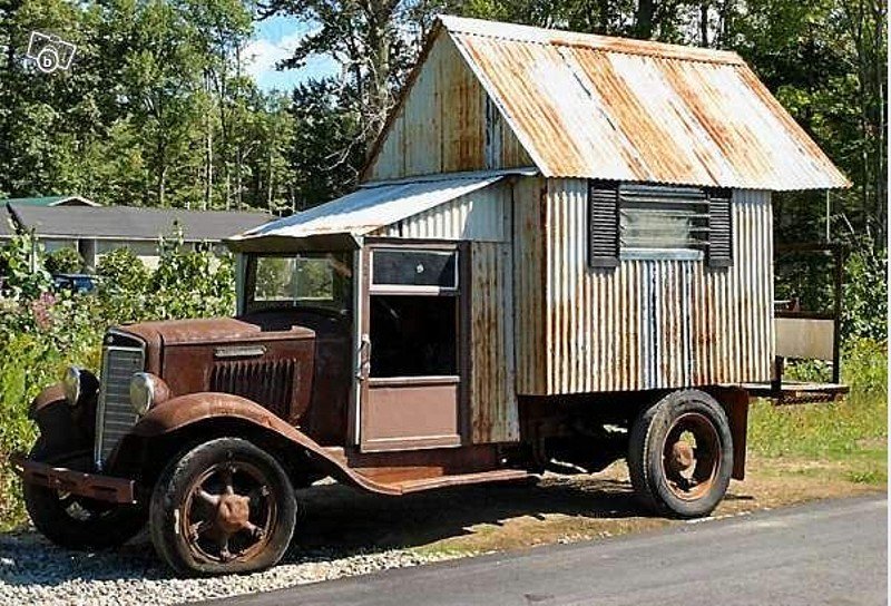 Camping car tôle ondulée.jpg