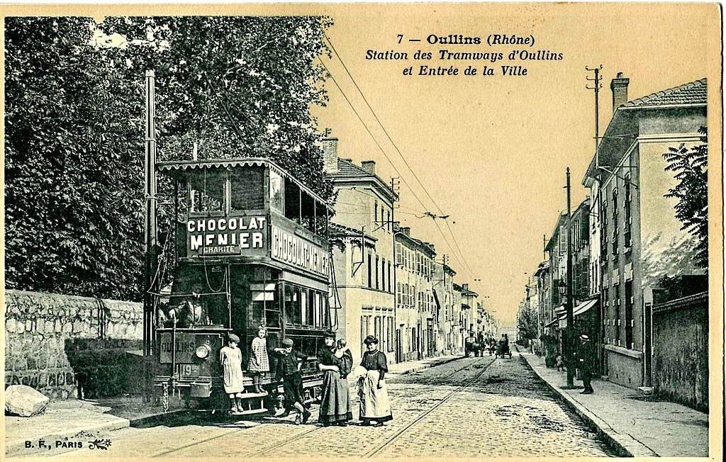 Oullins tram.jpg