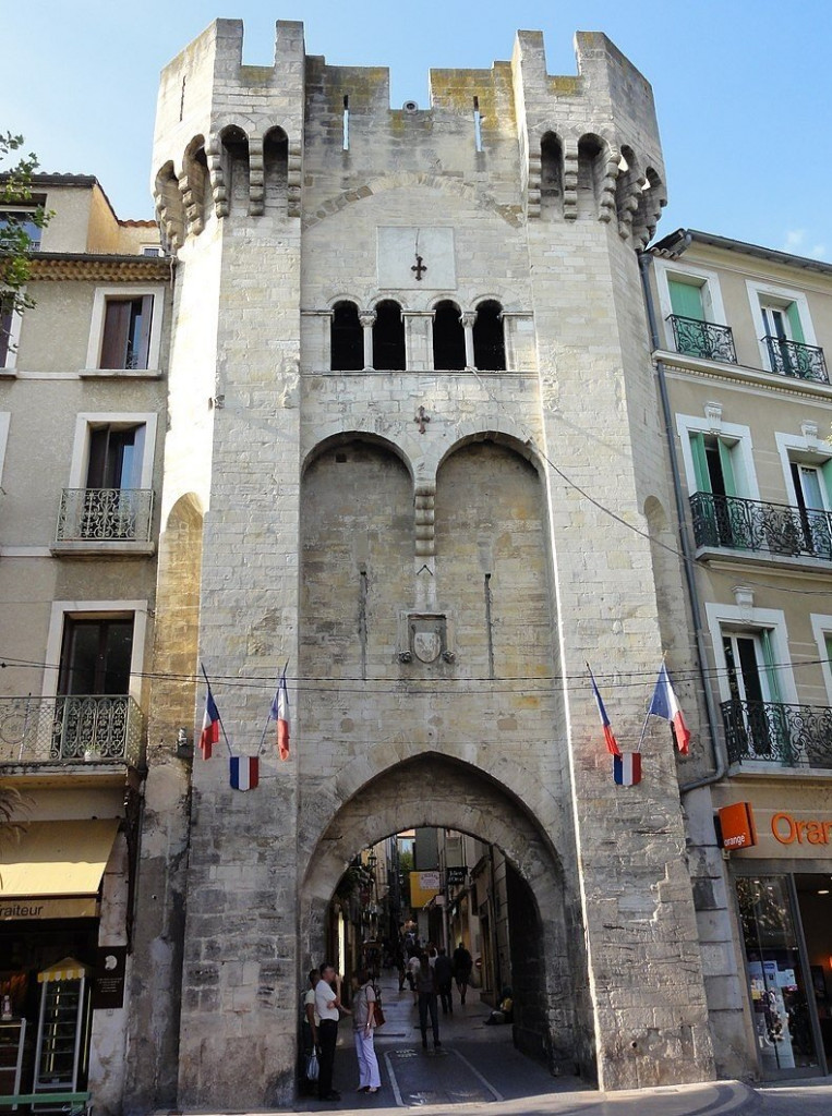 Manosque porte saunerie.jpg