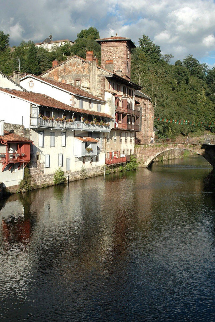 St Jean Pied de Port pont.jpg