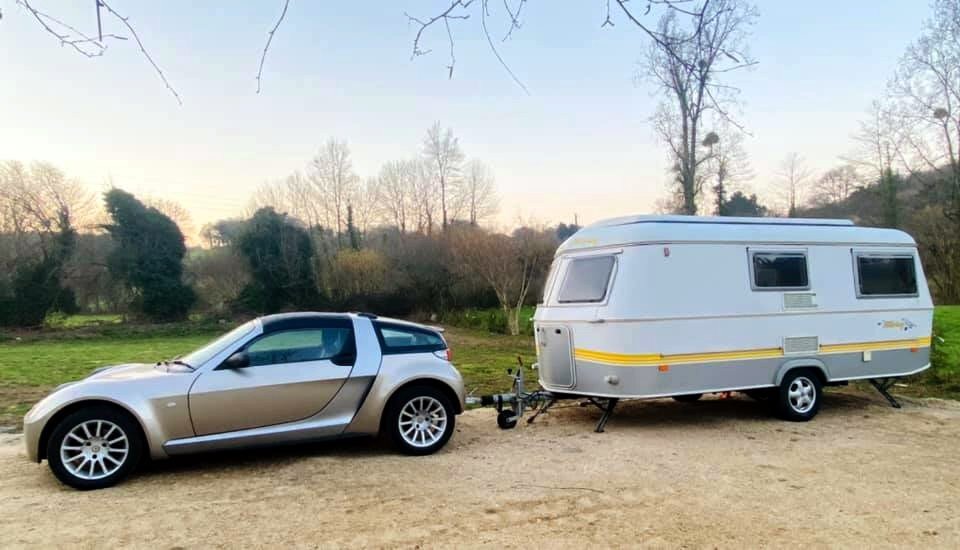 C'est quoi cette voiture ???