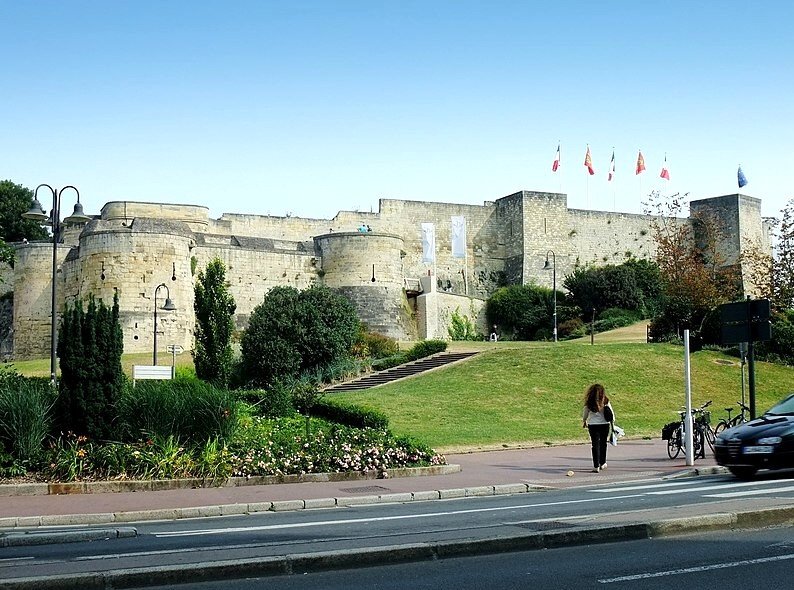 Caen chat de Guillaume.jpg