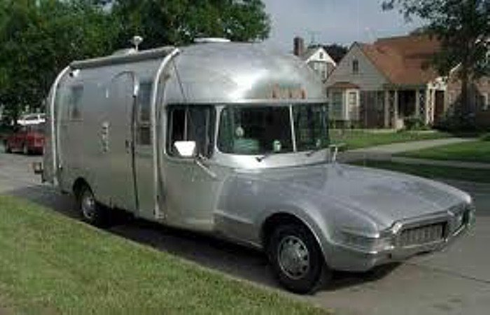 Airstream horreur.jpg