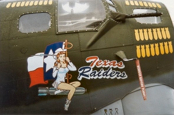 B17_nose_art.jpg