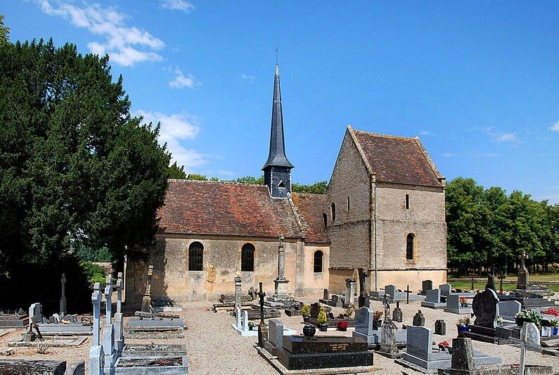 St Pierre chapelle.jpg