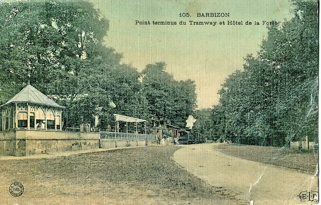 Barbizon gare tram.jpg