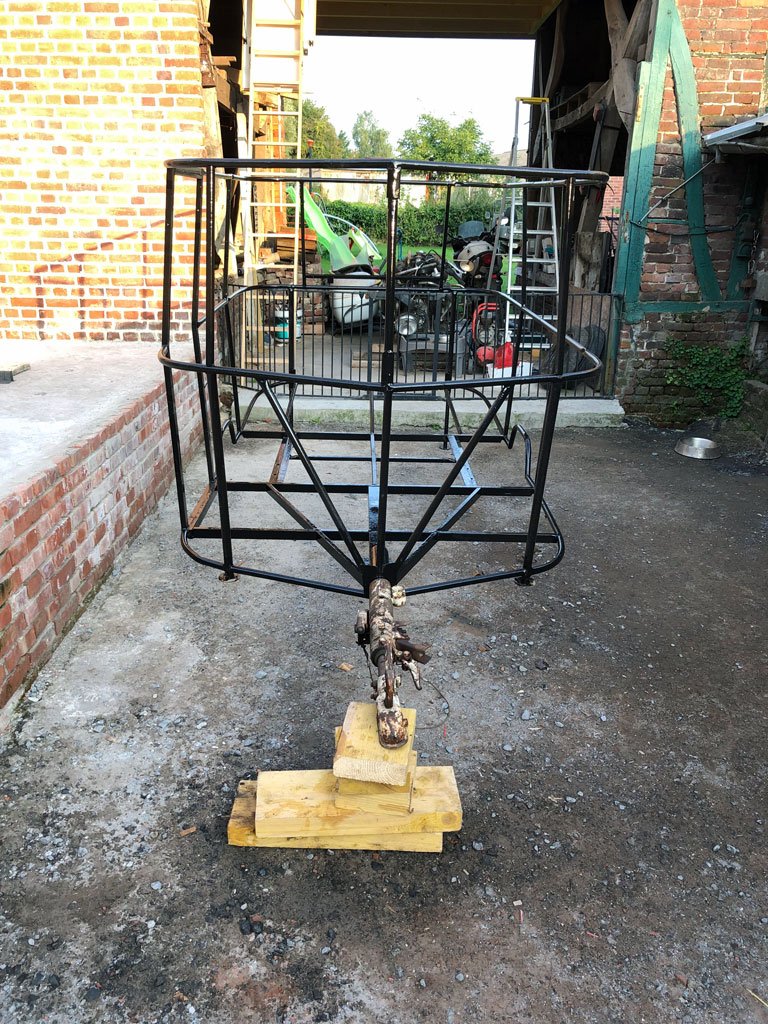 cage-peinte-02.jpg