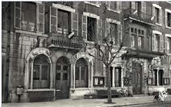 Oyonnax exmairie.jpg