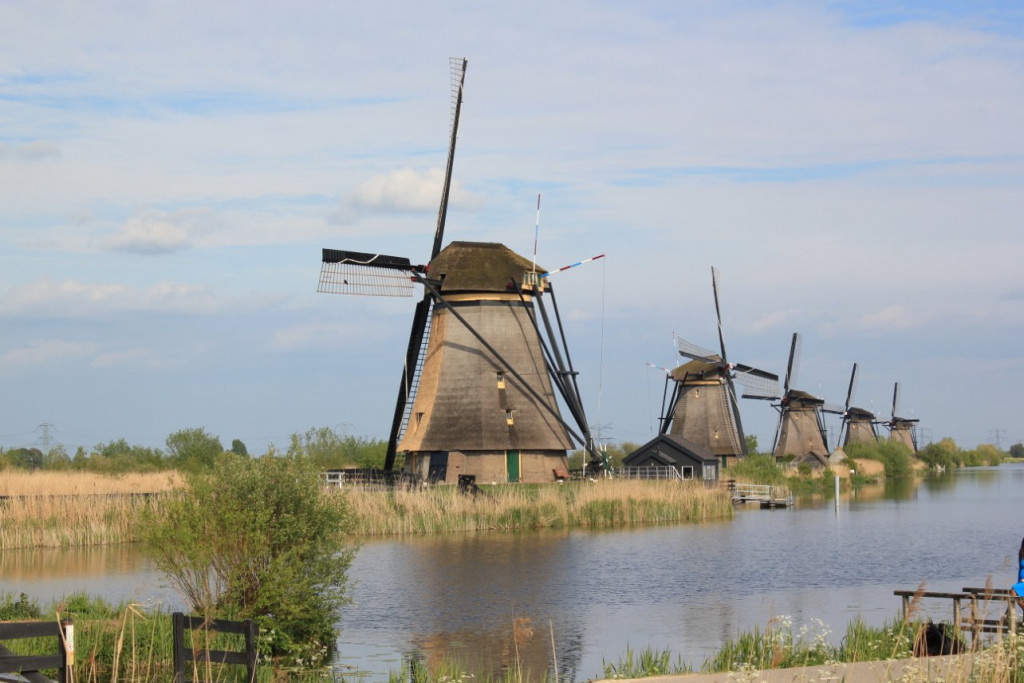 21 - Kinderdijk.JPG (171.76 Kio) Vu 9509 fois Pays Bas