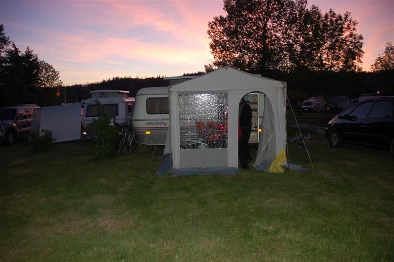 DSC_9879 (Medium).JPG