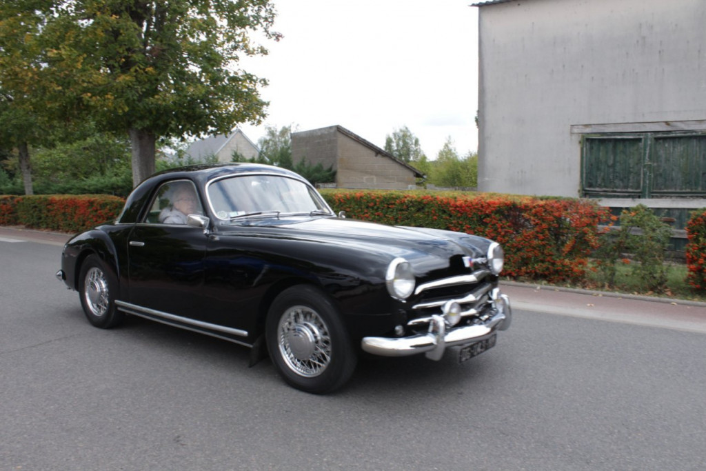 SIMCA 9 Coupé.