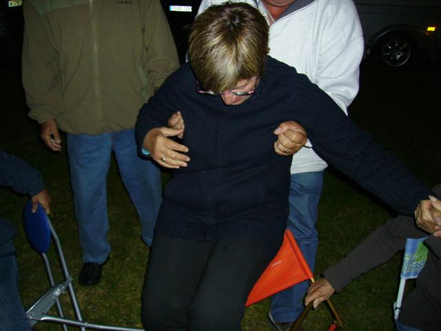 Miweb ne resiste pas au plaisir .... de plier ma chaise ! encore un bon moment de rigolade